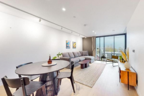 Modern 1 bed flat with balcony in Kensal Green